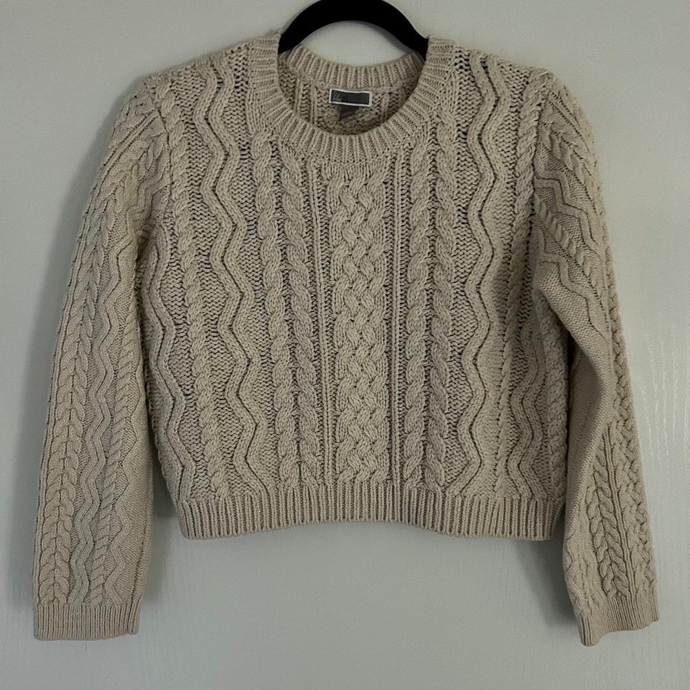 Chelsea28 Cable Crewneck